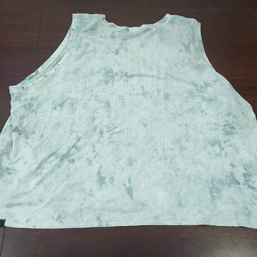 lululemon perforated tie dye Muscle Tee